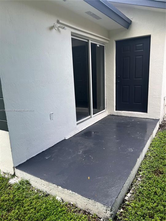 For Rent: $3,250 (3 beds, 2 baths, 1113 Square Feet)