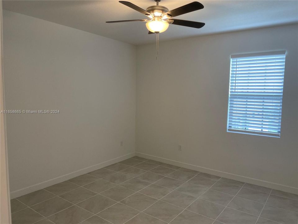 For Rent: $3,000 (3 beds, 2 baths, 1418 Square Feet)