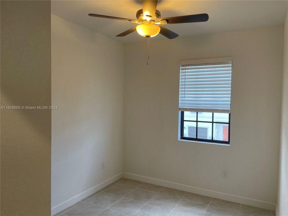 For Rent: $3,000 (3 beds, 2 baths, 1418 Square Feet)