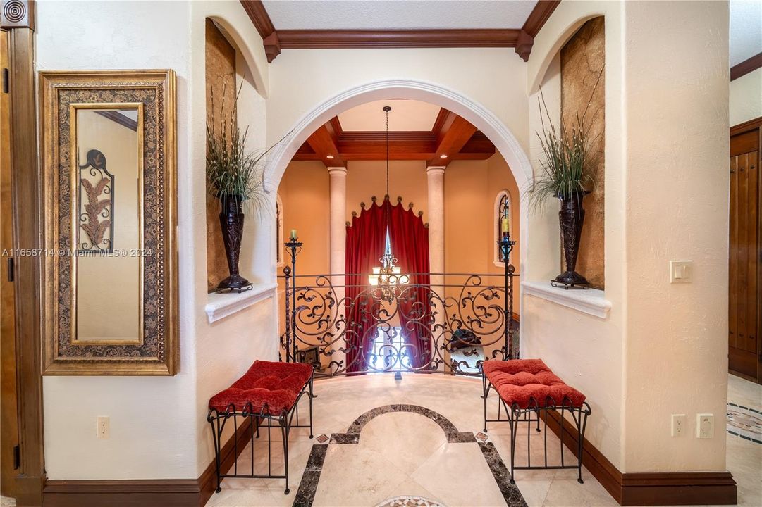 For Sale: $6,500,000 (5 beds, 4 baths, 4401 Square Feet)