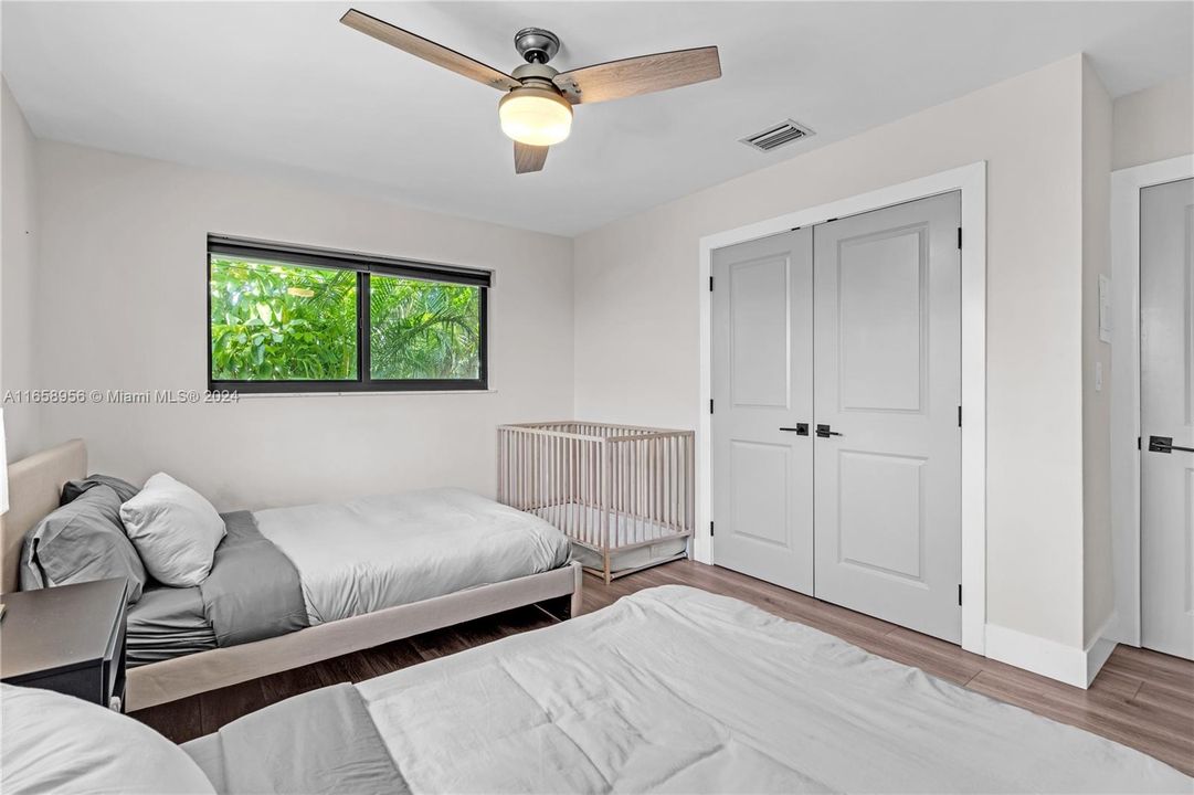 For Sale: $1,075,000 (3 beds, 2 baths, 2040 Square Feet)