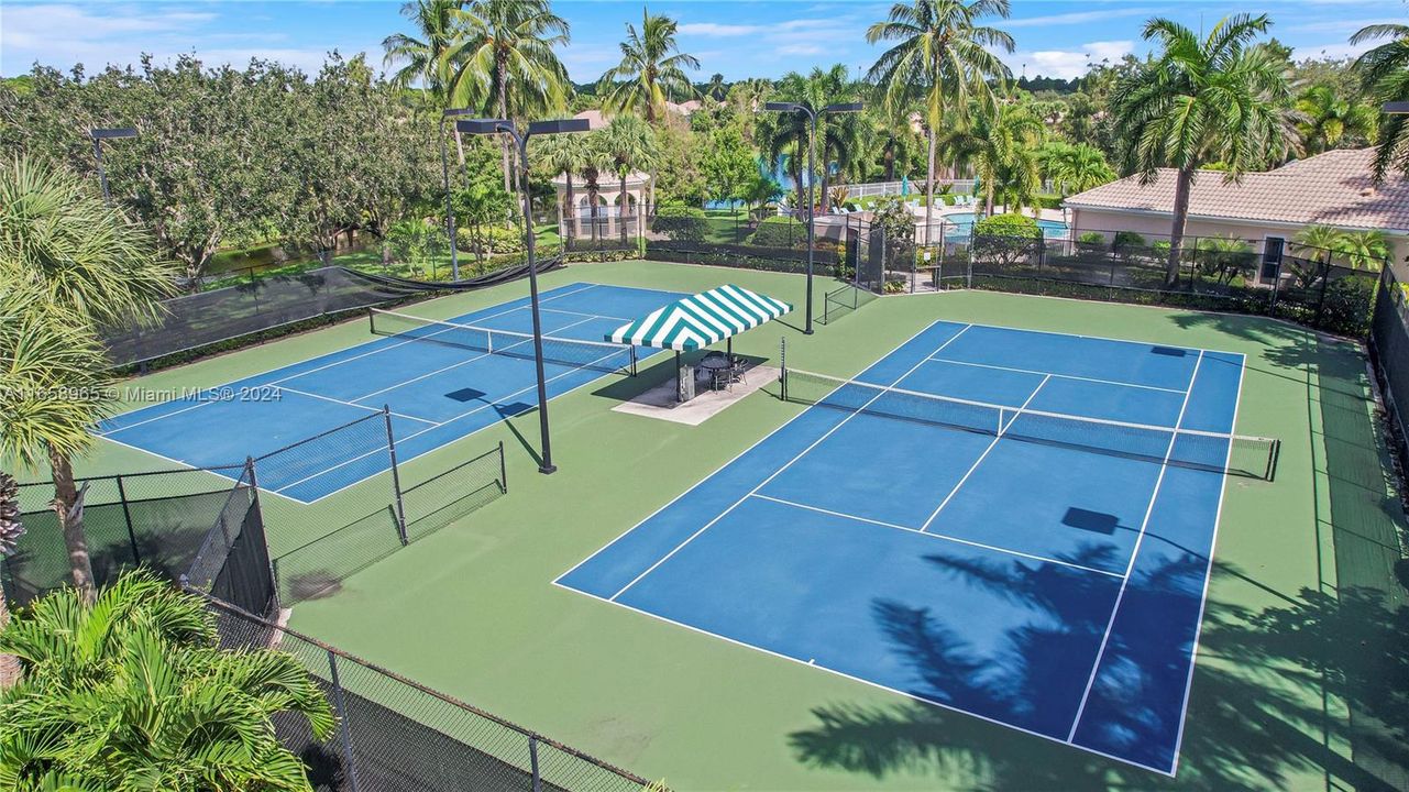 Community Tennis Courts