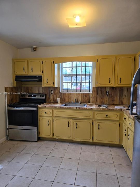 For Rent: $2,500 (2 beds, 1 baths, 0 Square Feet)