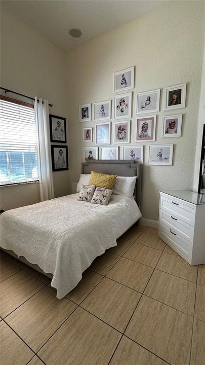 Guess bedroom