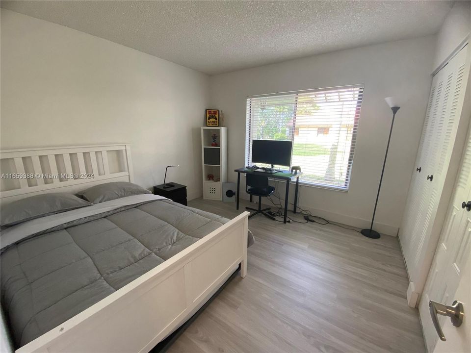 For Rent: $4,100 (3 beds, 2 baths, 1665 Square Feet)