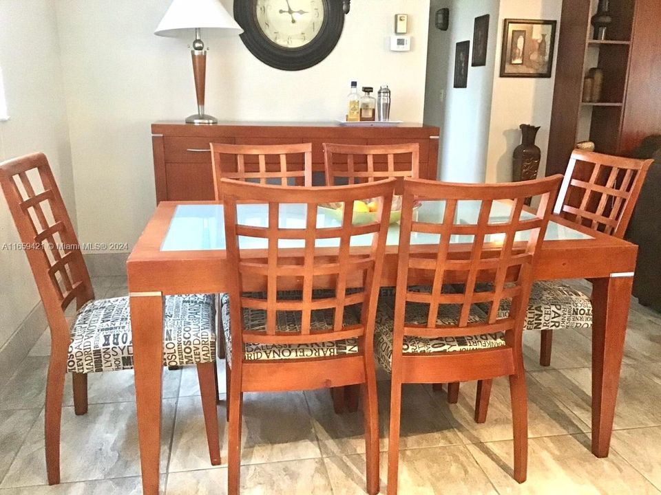 En Venta: $206,000 (2 camas, 2 baños, 1078 Pies cuadrados)