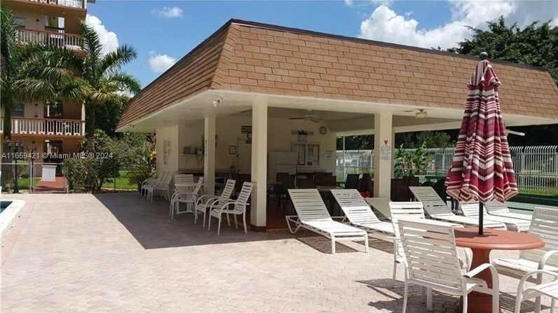 En Venta: $206,000 (2 camas, 2 baños, 1078 Pies cuadrados)