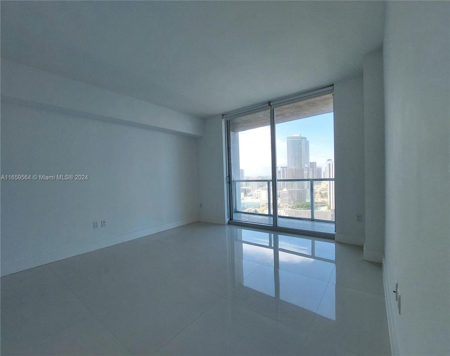 En Venta: $705,000 (2 camas, 2 baños, 1111 Pies cuadrados)