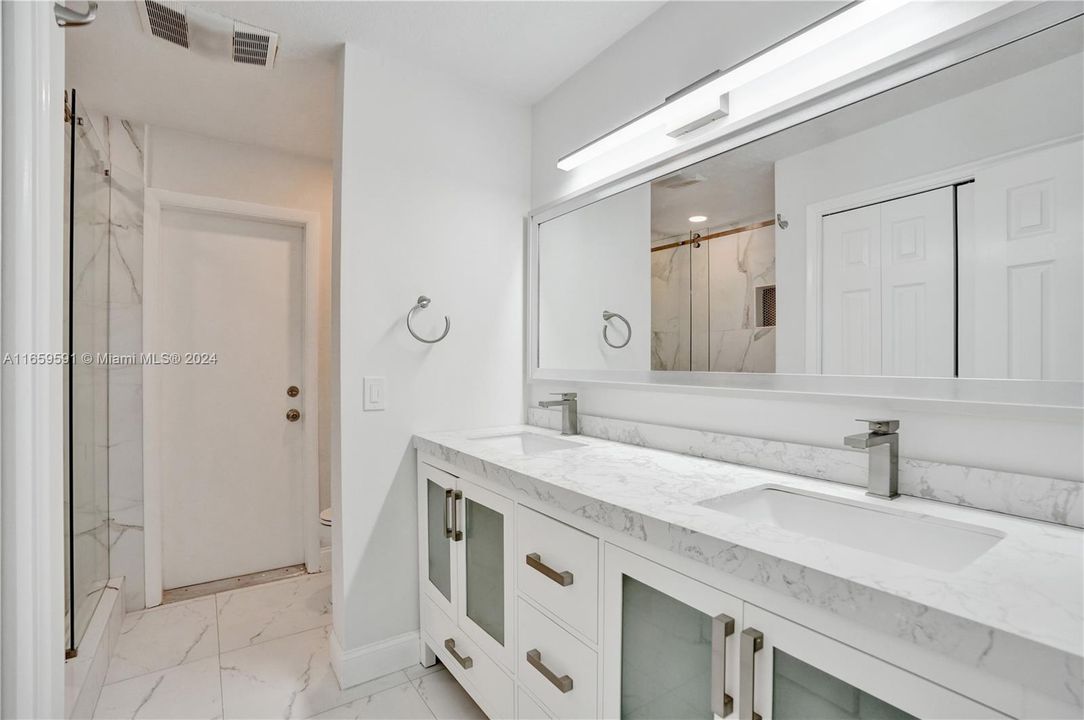 For Sale: $675,000 (3 beds, 2 baths, 1867 Square Feet)