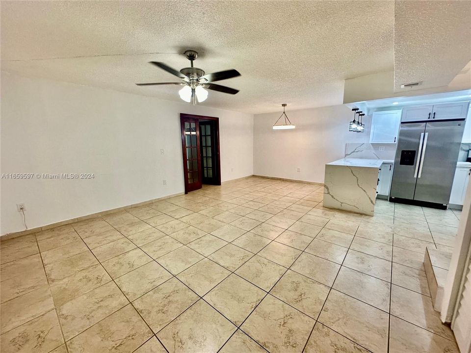 For Rent: $3,400 (4 beds, 2 baths, 1252 Square Feet)