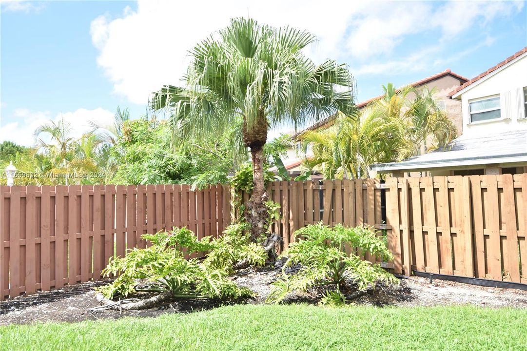 Recently Sold: $615,000 (3 beds, 2 baths, 1824 Square Feet)