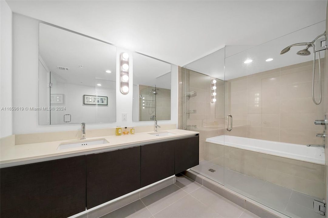 Double sink, Shower, Tub, Toilet