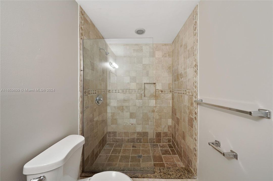 For Sale: $399,900 (3 beds, 1 baths, 1530 Square Feet)