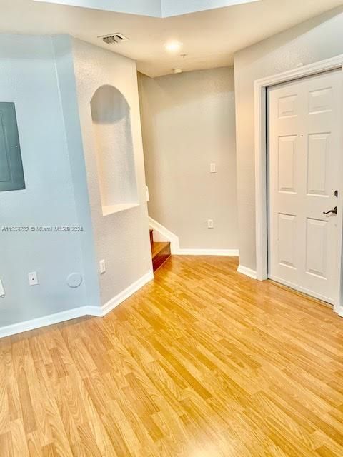 For Rent: $2,600 (2 beds, 2 baths, 1240 Square Feet)