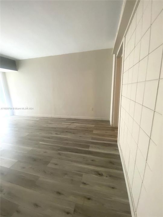 En Venta: $249,000 (0 camas, 1 baños, 435 Pies cuadrados)