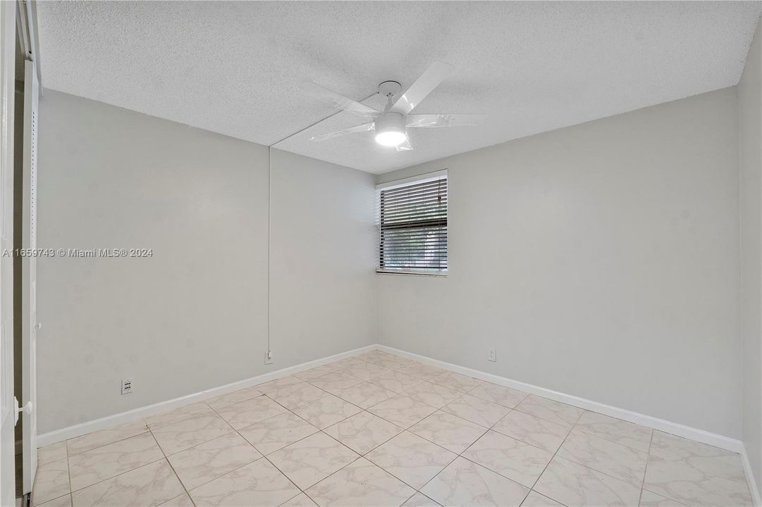 For Rent: $2,450 (2 beds, 2 baths, 1068 Square Feet)