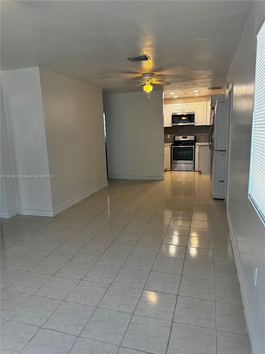 Active With Contract: $4,200 (5 beds, 2 baths, 1380 Square Feet)