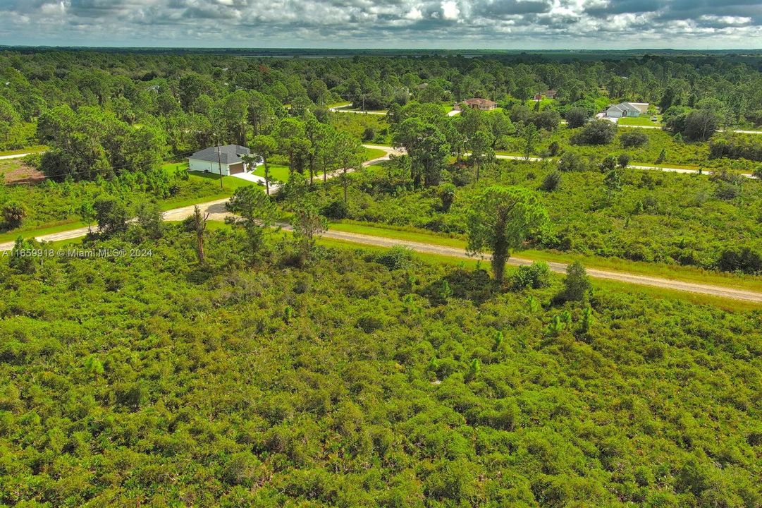 На продажу: $40,000 (0.23 acres)