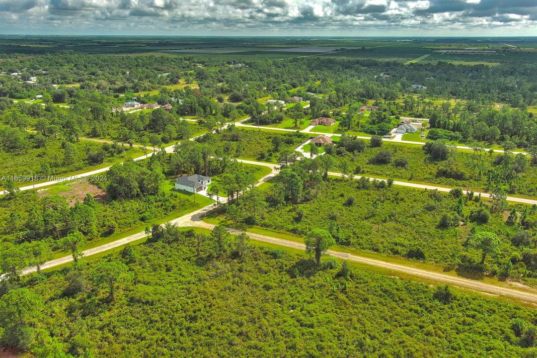 На продажу: $40,000 (0.23 acres)