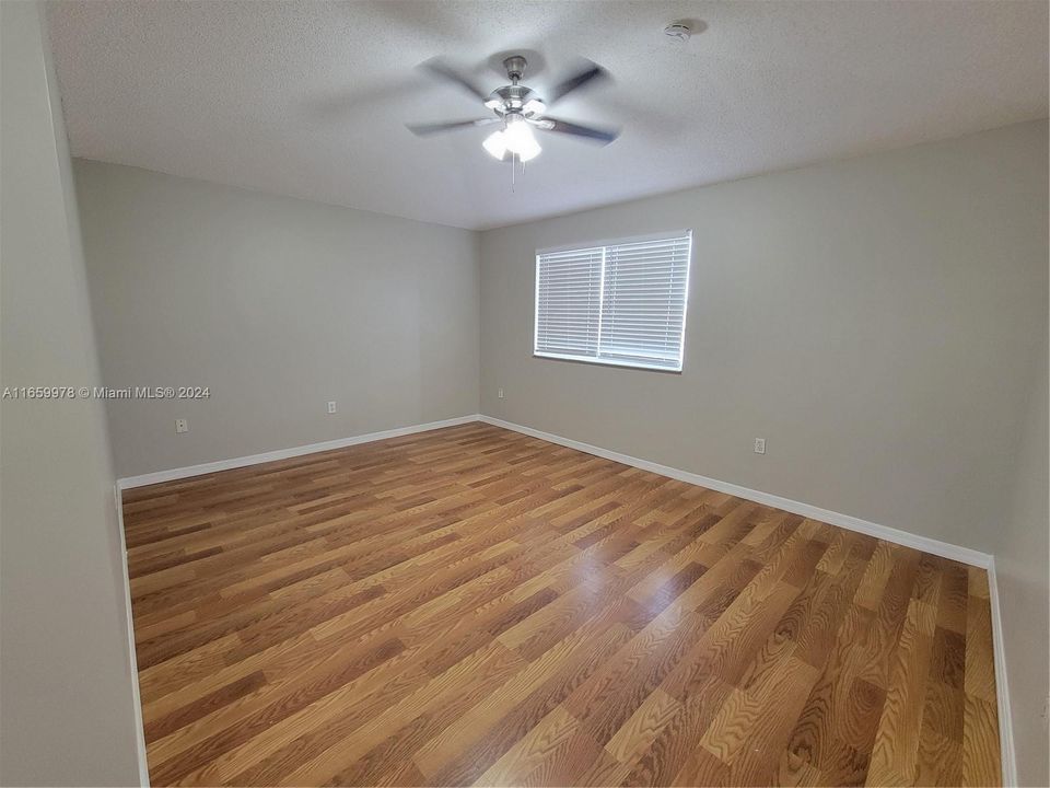 For Rent: $3,400 (4 beds, 3 baths, 1790 Square Feet)