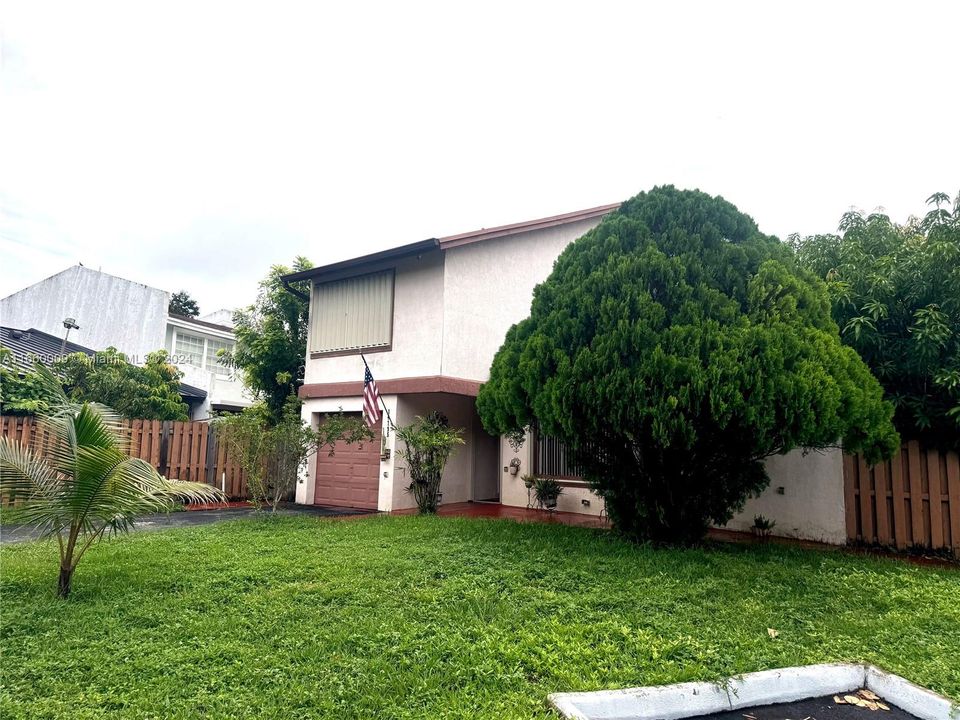 En Venta: $677,000 (3 camas, 2 baños, 1538 Pies cuadrados)