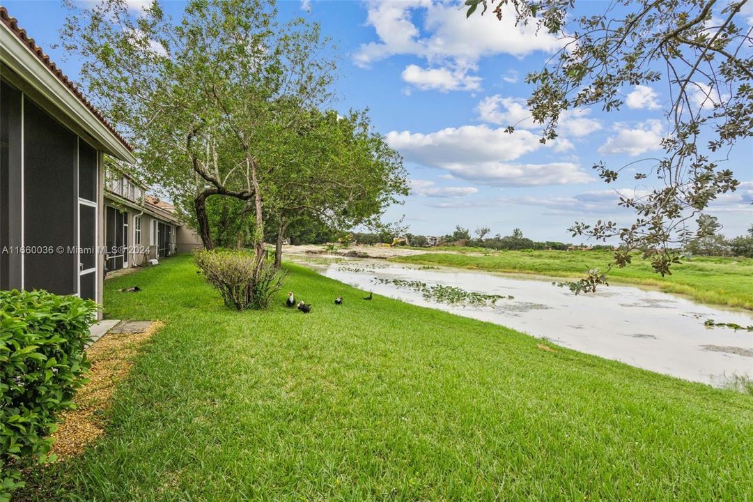 For Sale: $490,000 (3 beds, 2 baths, 1434 Square Feet)