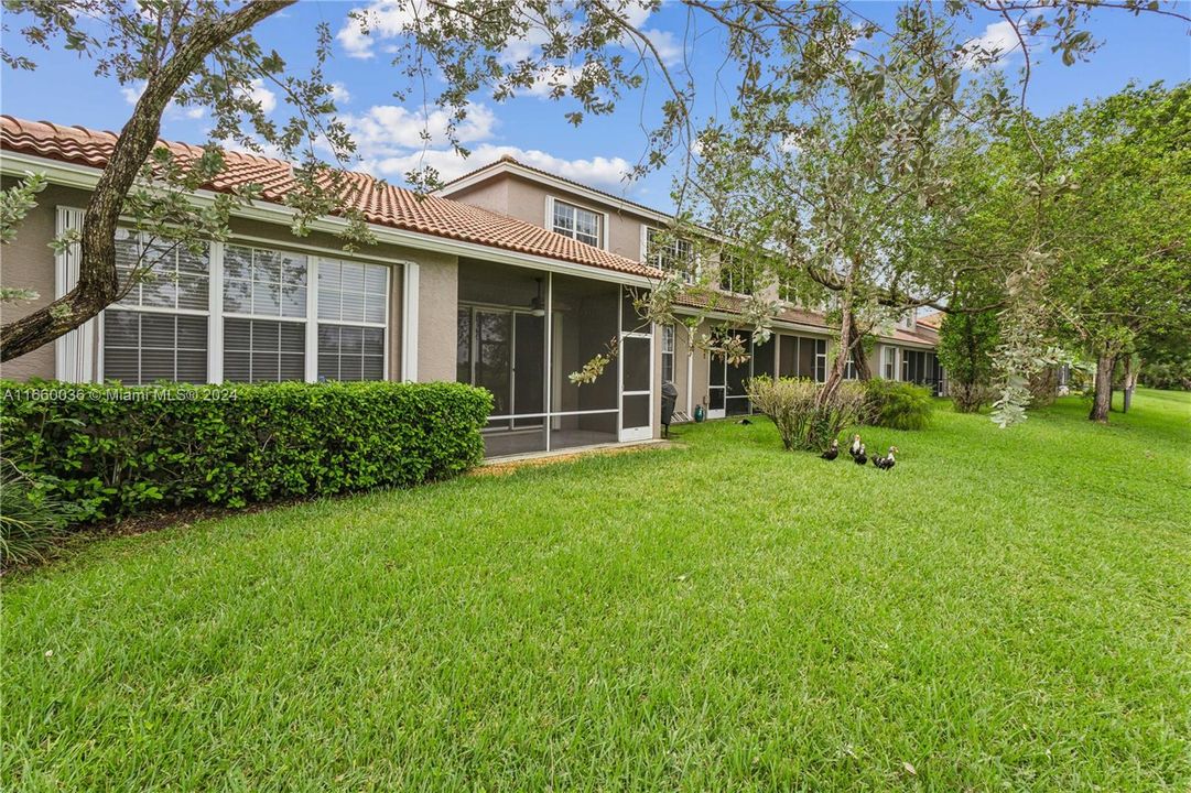 For Sale: $490,000 (3 beds, 2 baths, 1434 Square Feet)