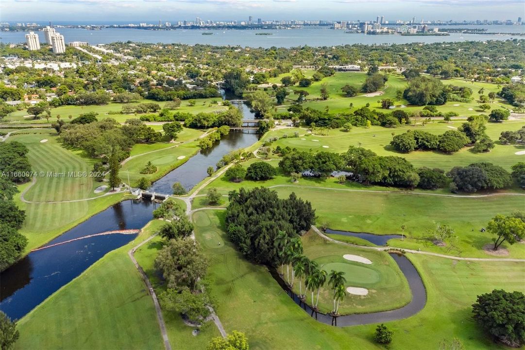 For Sale: $1,875,000 (4 beds, 3 baths, 2700 Square Feet)