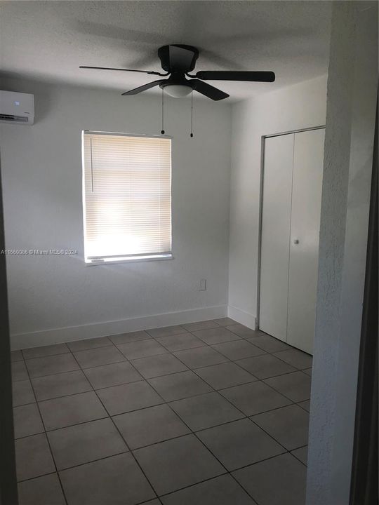 Active With Contract: $3,300 (3 beds, 2 baths, 1318 Square Feet)