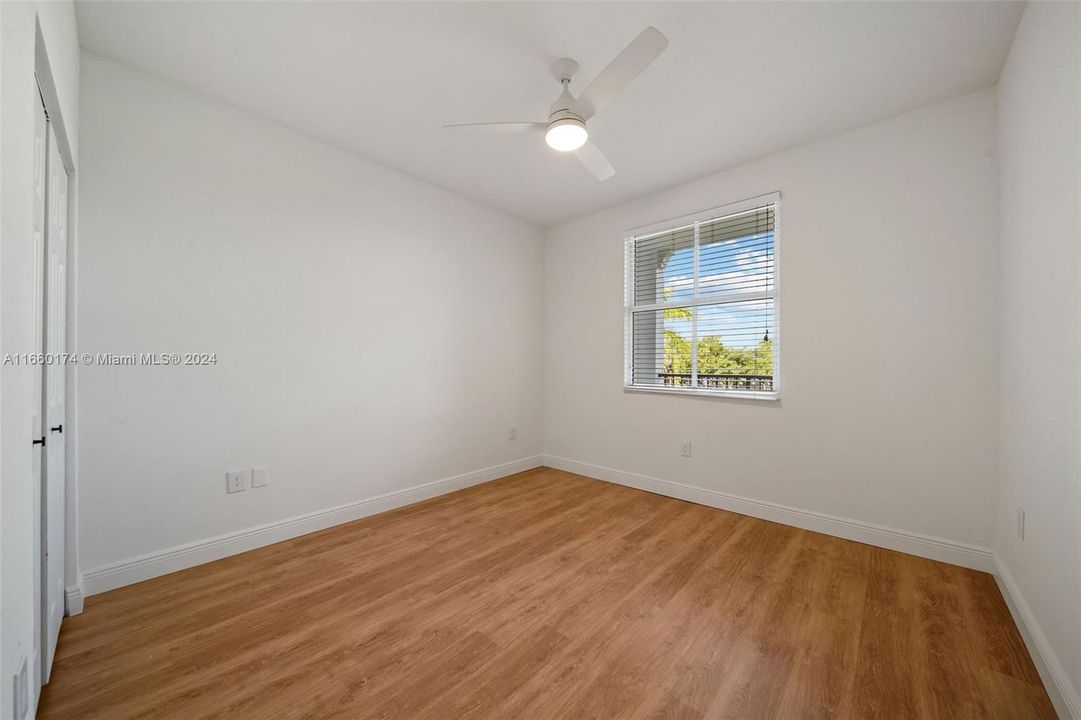 For Rent: $2,666 (2 beds, 2 baths, 1059 Square Feet)