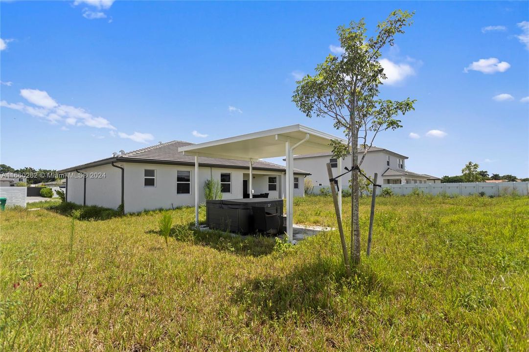 For Sale: $899,000 (3 beds, 2 baths, 2137 Square Feet)