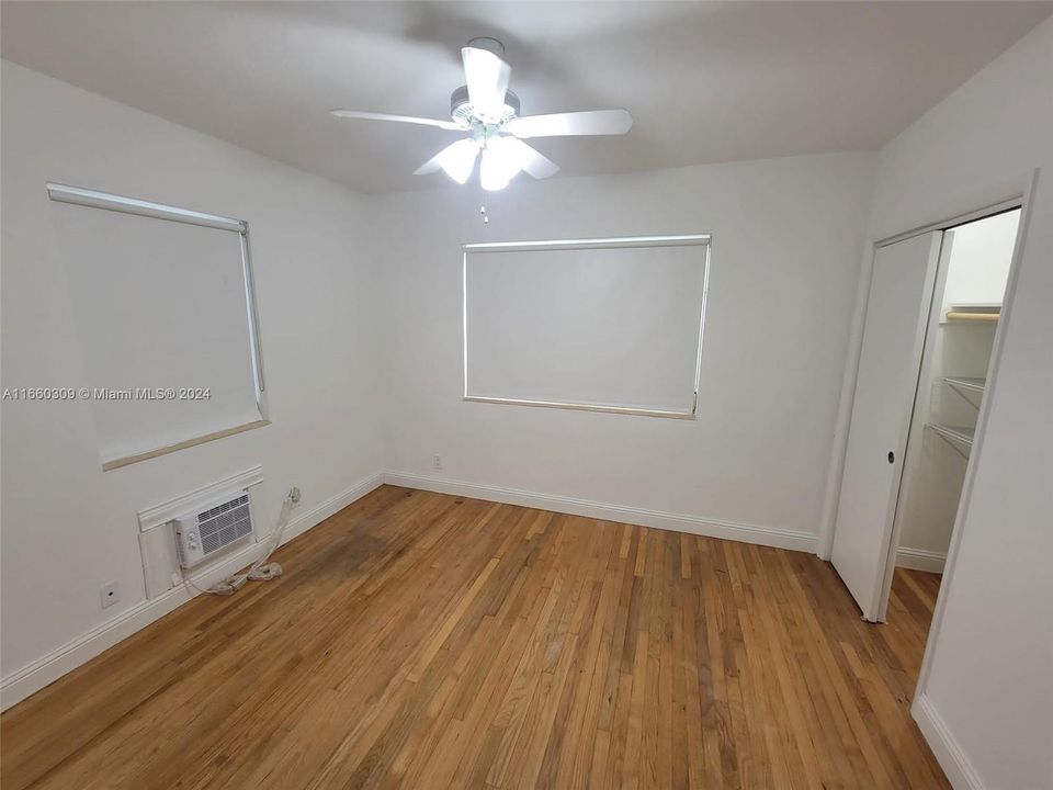 For Rent: $3,000 (2 beds, 1 baths, 2104 Square Feet)