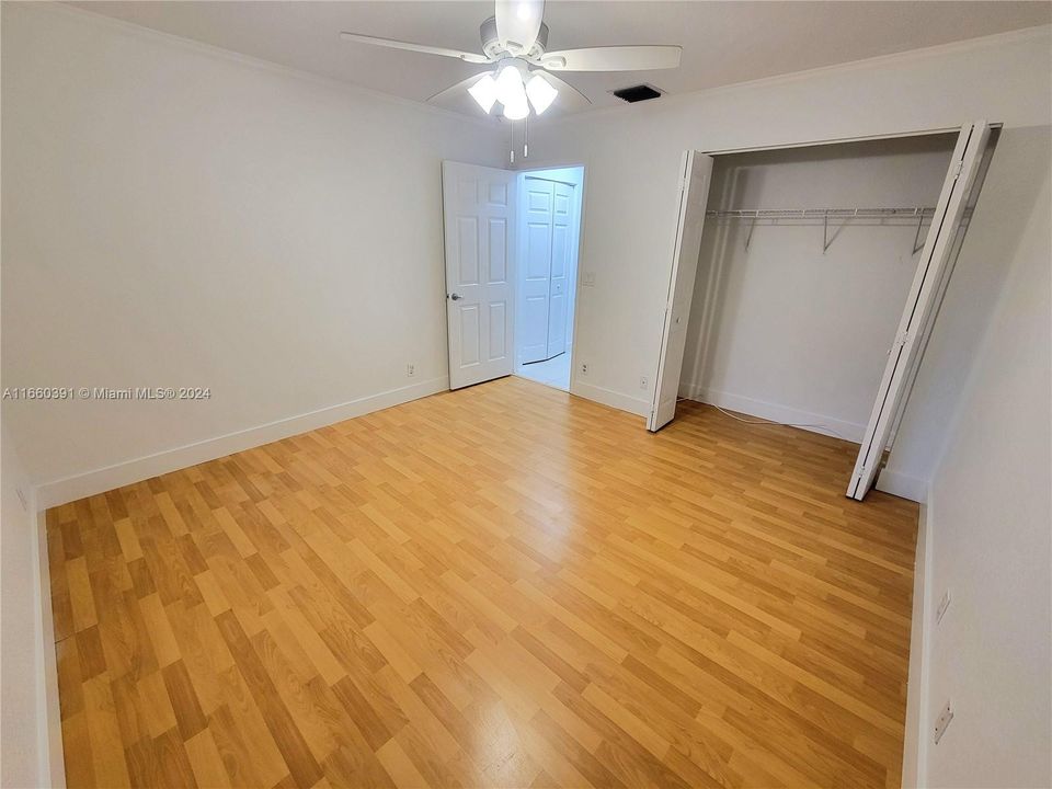 For Rent: $4,100 (3 beds, 2 baths, 1984 Square Feet)