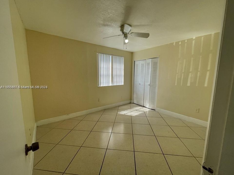 For Rent: $2,150 (2 beds, 2 baths, 960 Square Feet)