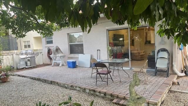 En Venta: $569,000 (3 camas, 2 baños, 1483 Pies cuadrados)