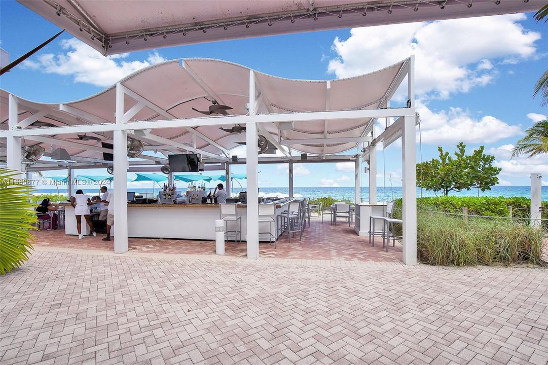 VIEW TO THE BEACH FROM CABANA