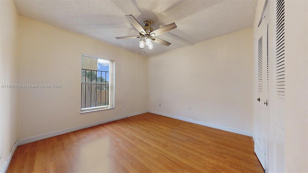 For Rent: $2,500 (3 beds, 2 baths, 1236 Square Feet)