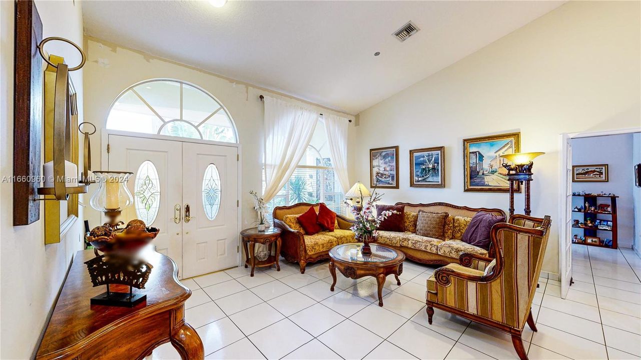 For Sale: $1,100,000 (5 beds, 3 baths, 2454 Square Feet)