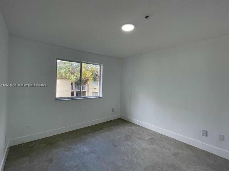 For Rent: $2,499 (2 beds, 2 baths, 1020 Square Feet)