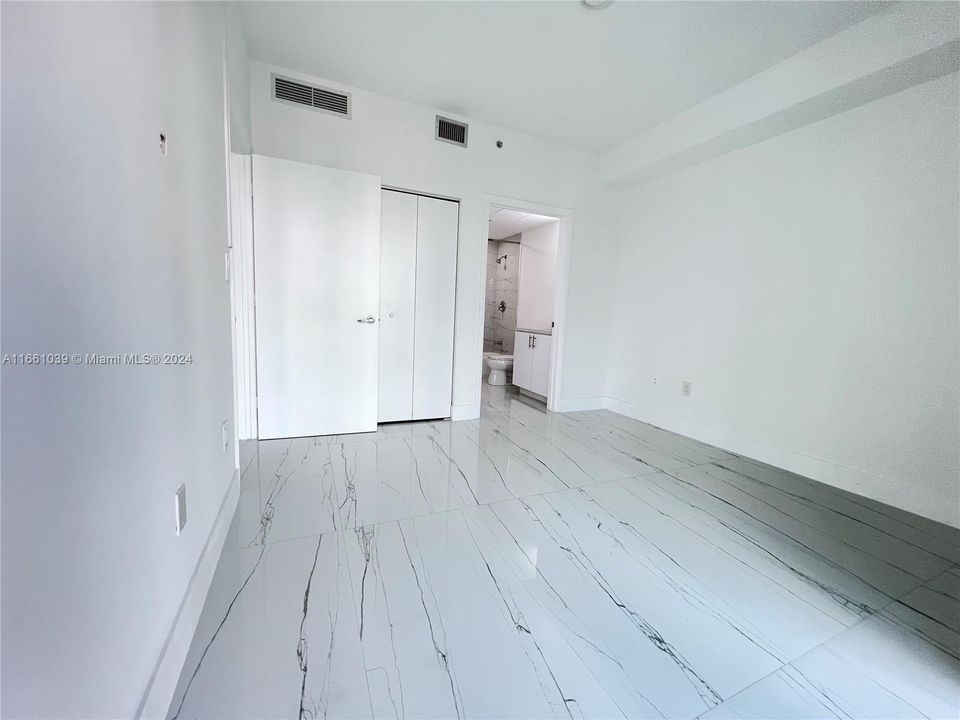 En Venta: $660,000 (2 camas, 2 baños, 1129 Pies cuadrados)