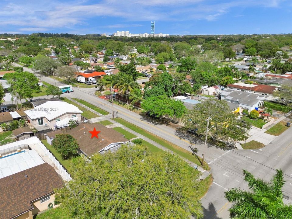 For Sale: $549,900 (3 beds, 2 baths, 1688 Square Feet)