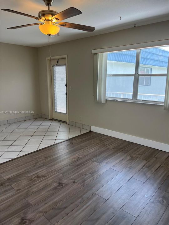 For Rent: $1,350 (1 beds, 1 baths, 726 Square Feet)