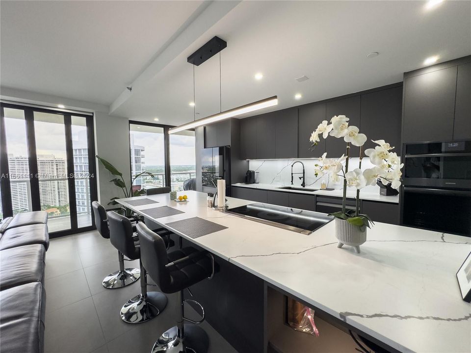 For Sale: $799,000 (2 beds, 2 baths, 1508 Square Feet)