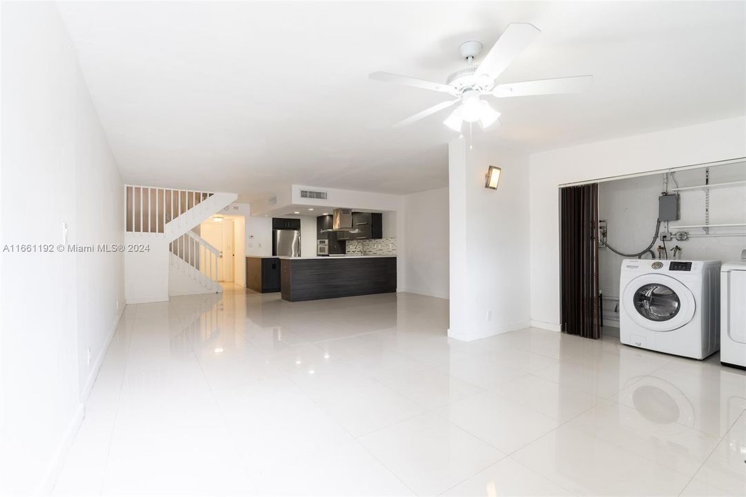 For Sale: $435,500 (3 beds, 2 baths, 1330 Square Feet)