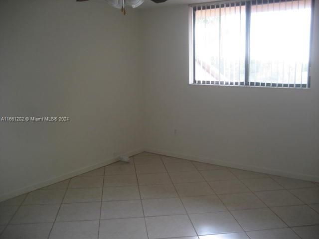 For Rent: $2,400 (2 beds, 2 baths, 1156 Square Feet)