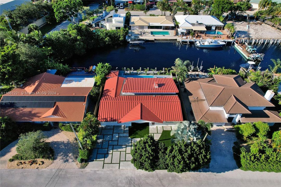 En Venta: $2,695,000 (4 camas, 3 baños, 2484 Pies cuadrados)