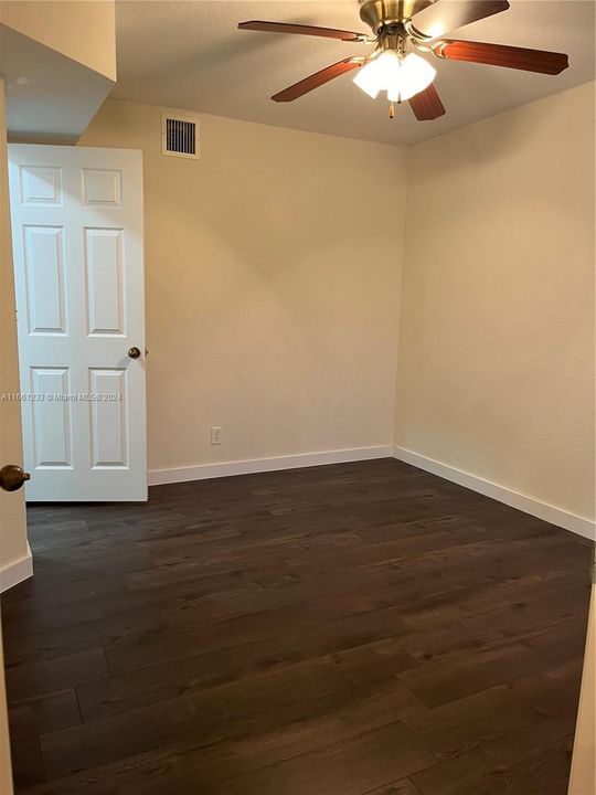 For Rent: $3,500 (3 beds, 2 baths, 1605 Square Feet)