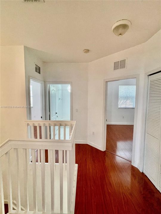 For Rent: $3,850 (3 beds, 2 baths, 2121 Square Feet)