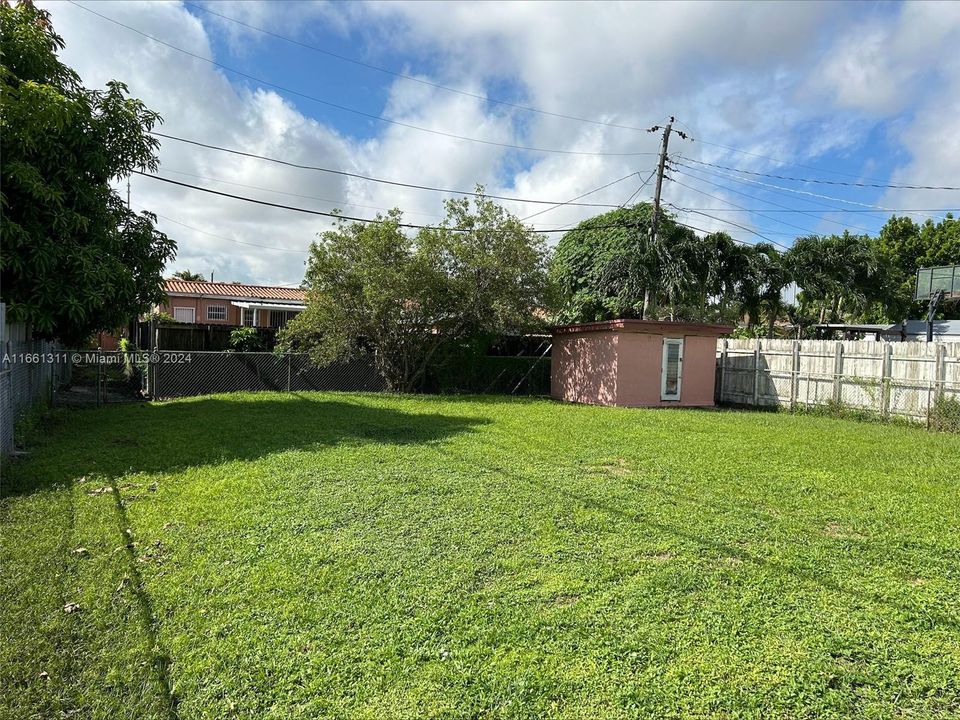 For Sale: $625,000 (3 beds, 2 baths, 1320 Square Feet)