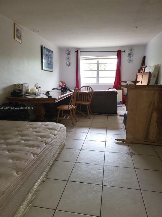 En Venta: $180,000 (1 camas, 1 baños, 792 Pies cuadrados)